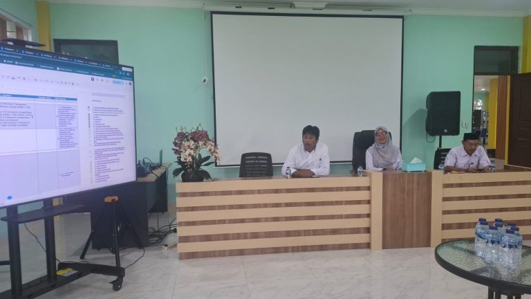 Penambahan Koleksi Buku Referensi Papua